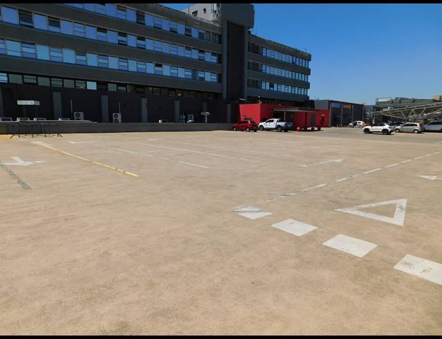 1,179M² OFFICE TO LET IN BLACKHEATH